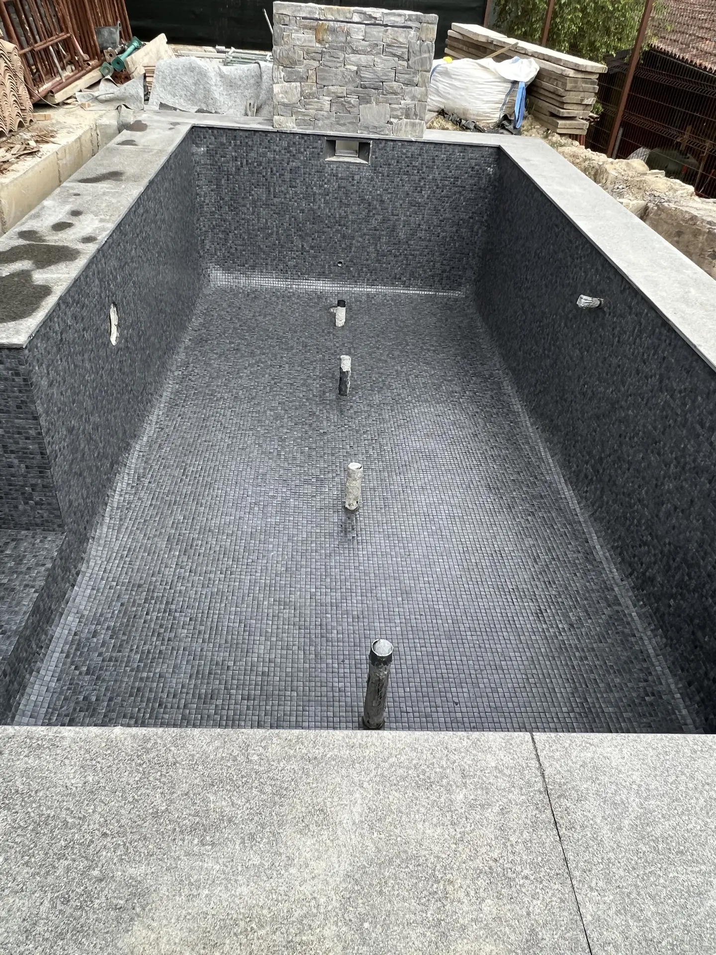 /wp-content/themes/aigoo-piscines/assets/images/projects-selection/project-selection-005.webp