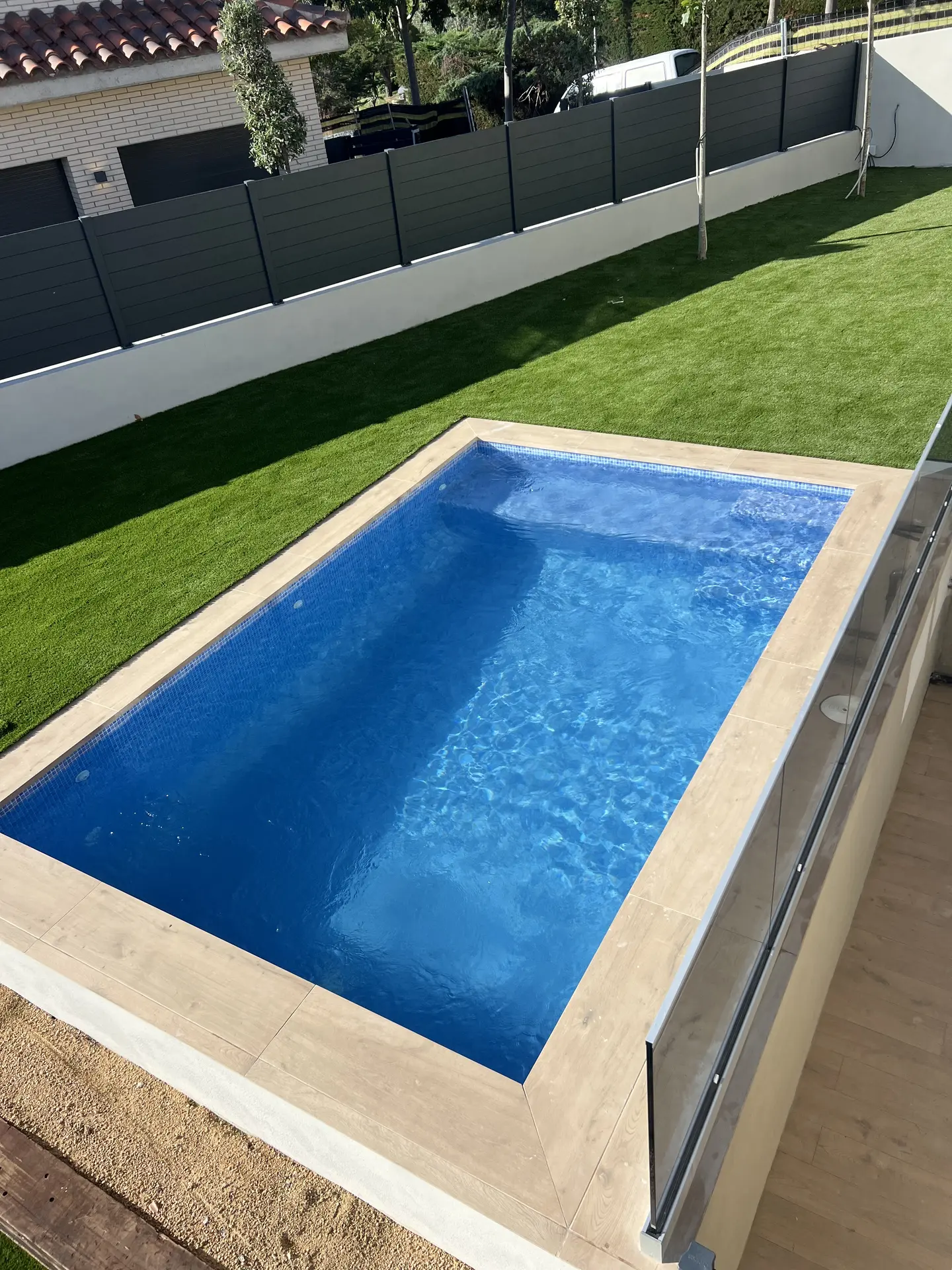 /wp-content/themes/aigoo-piscines/assets/images/projects-selection/project-selection-017.webp