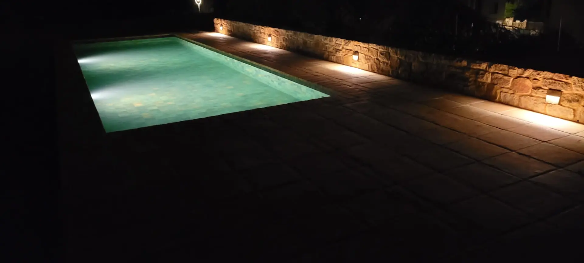 /wp-content/themes/aigoo-piscines/assets/images/projects-selection/project-selection-027.webp
