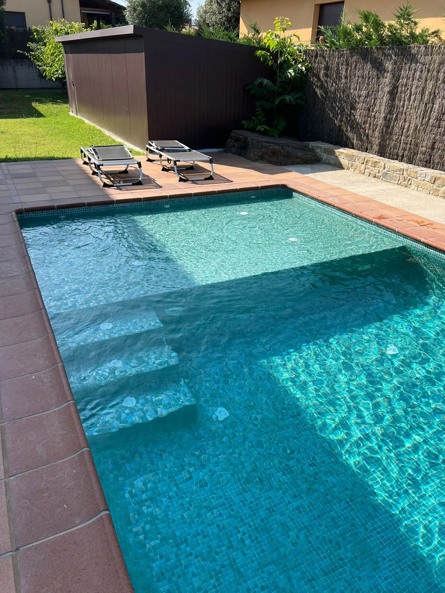 /wp-content/themes/aigoo-piscines/assets/images/projects-selection/project-selection-035.webp