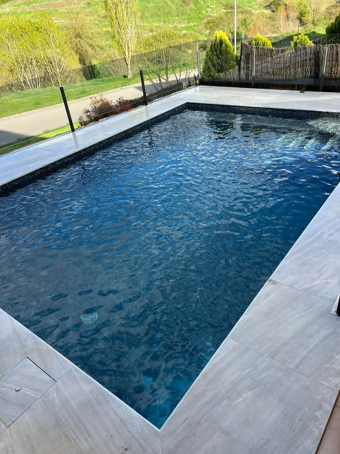 /wp-content/themes/aigoo-piscines/assets/images/projects-selection/project-selection-039.webp